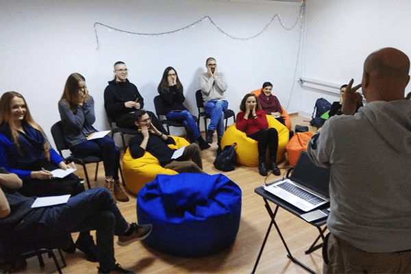 Zoom English lesson pronunciation exercise